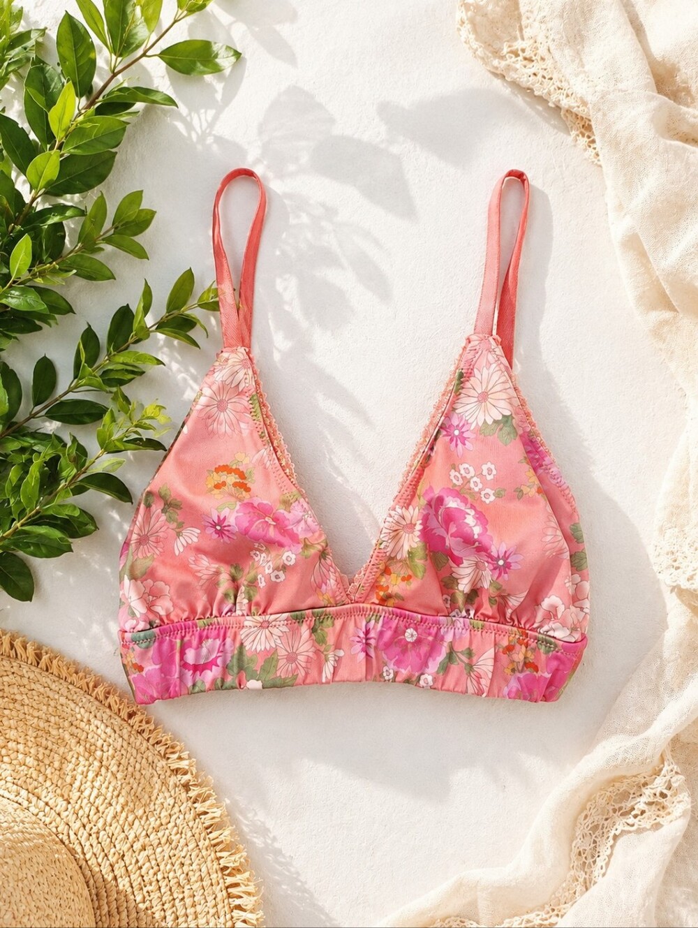 Spell & The Gypsy Collective Retro Floral Bikini Top Size M Pink